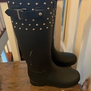 Hunter Black Boots with Silver Highlights Sz 5